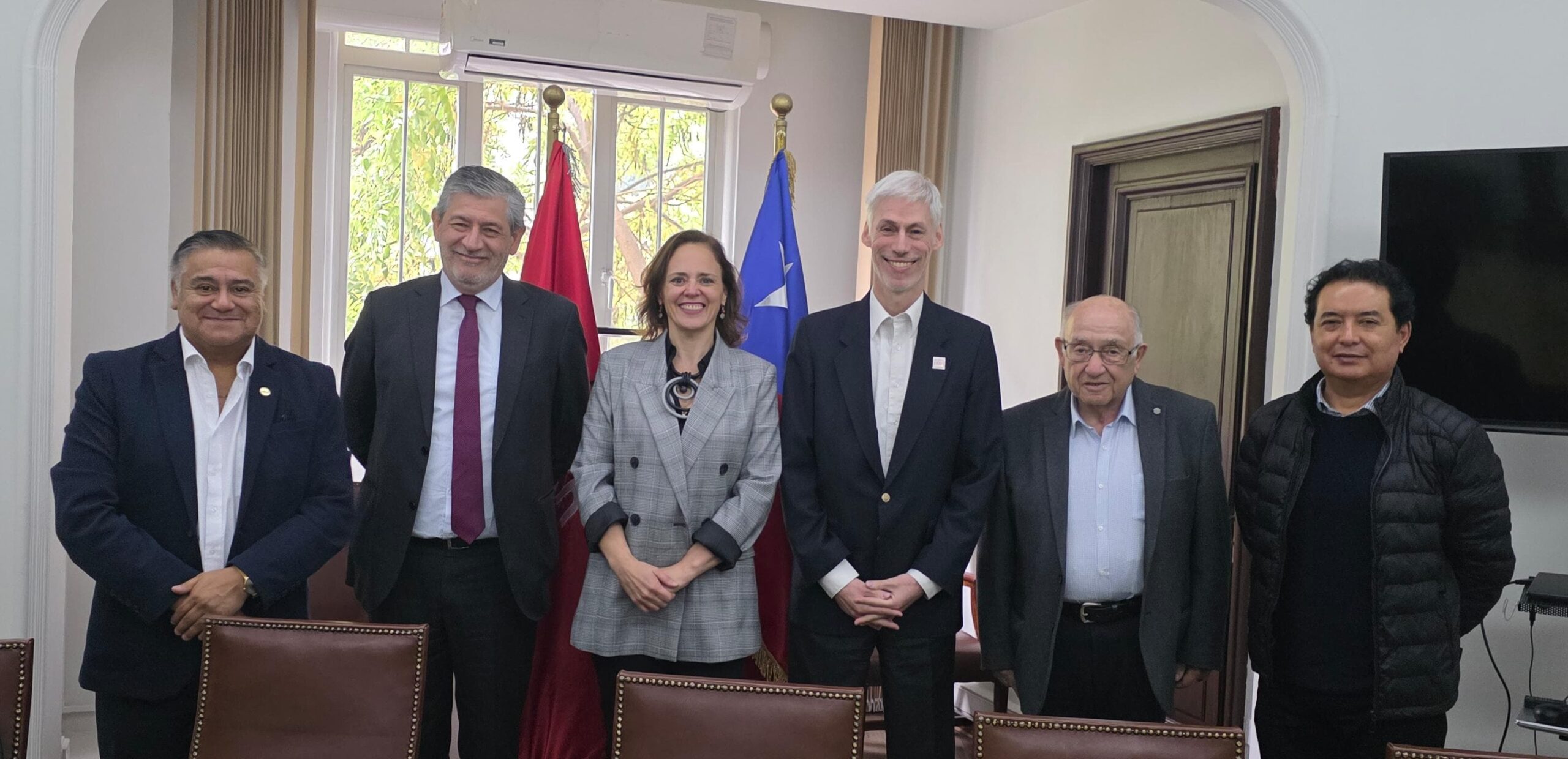 ARCATEL se reunió con SERVEL