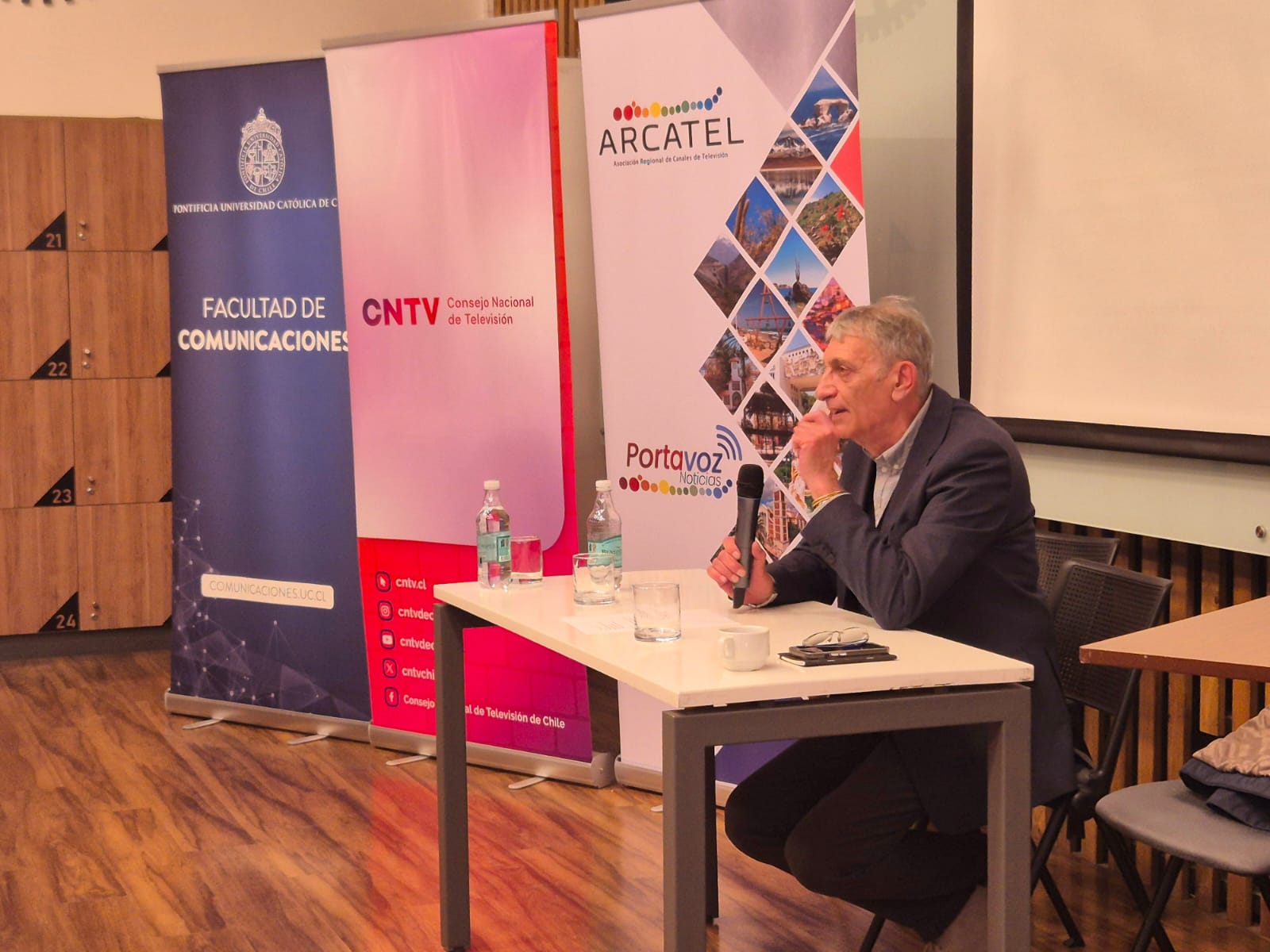 Seminario ARCATEL en PUC